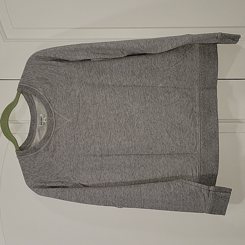Lot of 3 Old Navy Women's Crewneck Sweatshirts - Picture 7 of 14